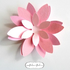 DIY paper flower card [+ FREEBIE template] - Flicker + Flock